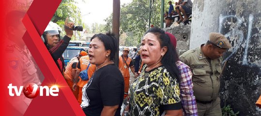 Tertibkan Trotoar, Petugas Mendapat Perlawanan Dari Warga