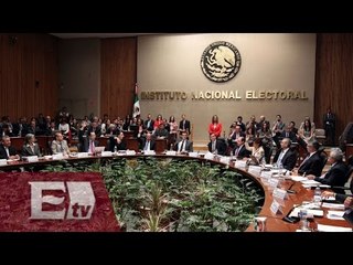 Crisis en el  INE  / Opiniones encontradas