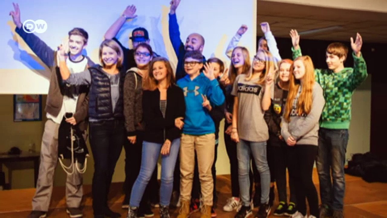 Talk: 'Begegnet Minderheiten offen!' | DW Deutsch