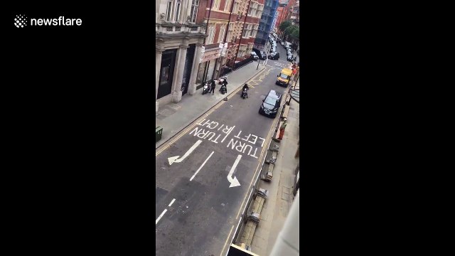 Sledgehammer-wielding robbers raid London jewellers