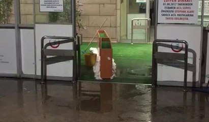 Erzurum'da acil servisi su bastı