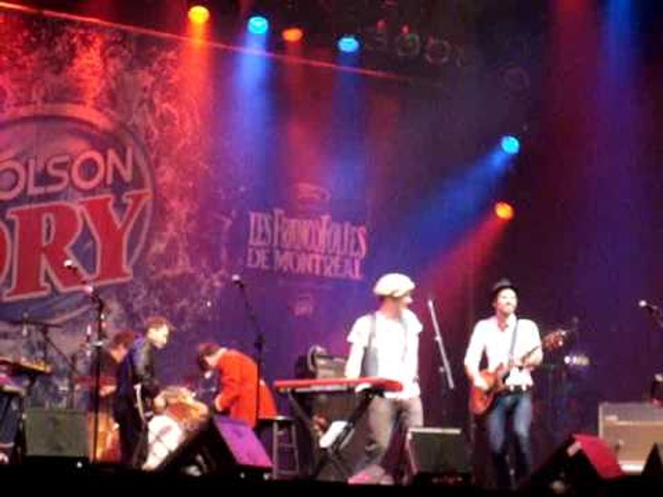 Chinatown chante Pénélope aux Francofolies de Montréal 2009