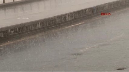 Ek Görüntü-İstanbul'da Sağanak Yağmur