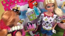 Camper Barbie Loves Angry Birds Camping Fun Playset Muñecas Campamento Campeggio with Bad