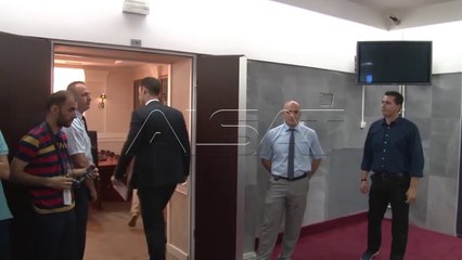 Kosovë, seanca konstituive vazhdon më 24 gusht