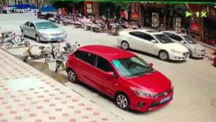 Good Samaritans rescue boy trapped under car