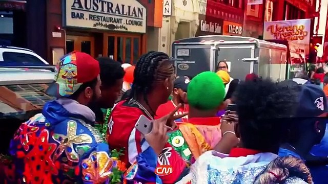Quimico Ultra mega sorprende a todos sus fans en la parada dominicana