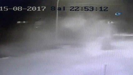 Takla Atan Otomobil Güvenlik Kamerasında