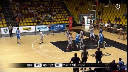 Vrabac trojkom donosi prednost +10 na poluvremenu [Slovačka-BiH]