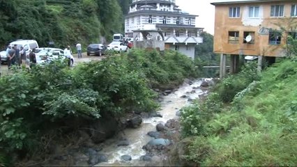 Rize'de Bir Kişi Sel Sularına Kapılarak Kayboldu