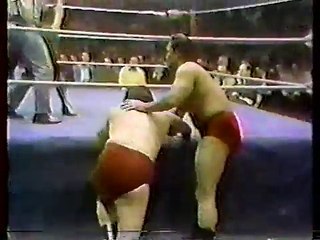 Manuel Soto & Pete Sanchez vs. Johnny Rodz & Joe Nova [WWWF 1975]