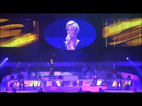 Helene Fischer live – mitten im paradies