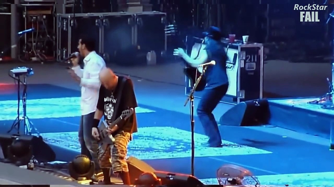 S.O.A.D Daron Malakian Crazy Acts | RockStar FAIL