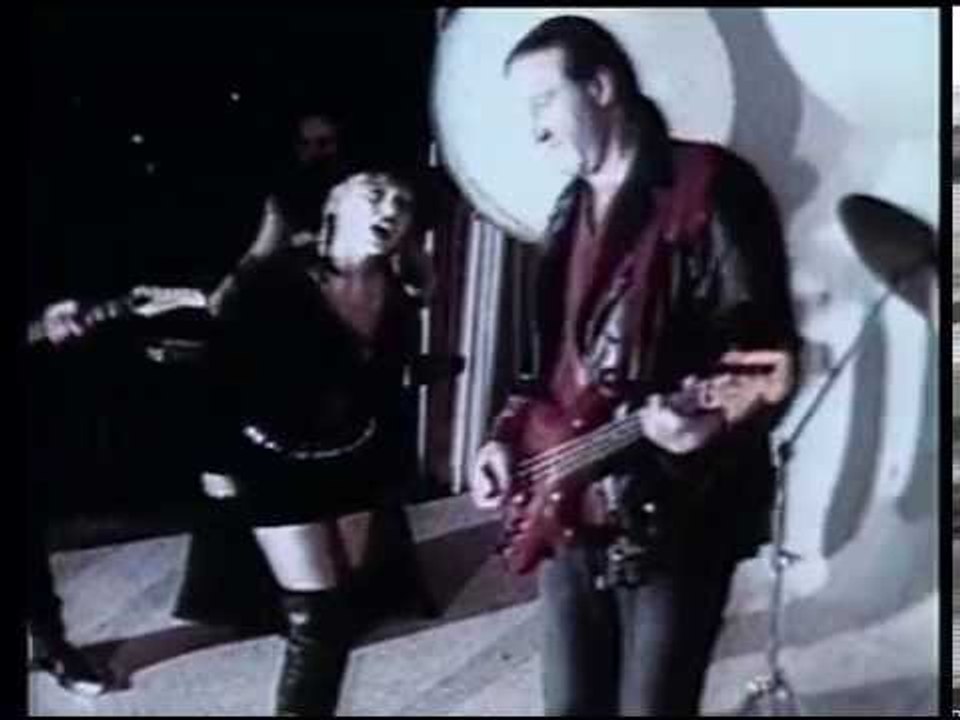 Mitsou - Bye bye mon cowboy (Vidéoclip officiel)