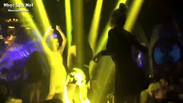 DJ Nonstop 2018 - Nhạc Sàn Cực Bốc 2018 - Đi Tìm Nữ Cơ Trưởng Nóng Bỏng Nhất Đêm Nay Nào Anh Em