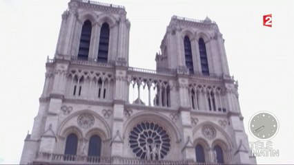 Insolite - Coupe-file à Notre-Dame de Paris