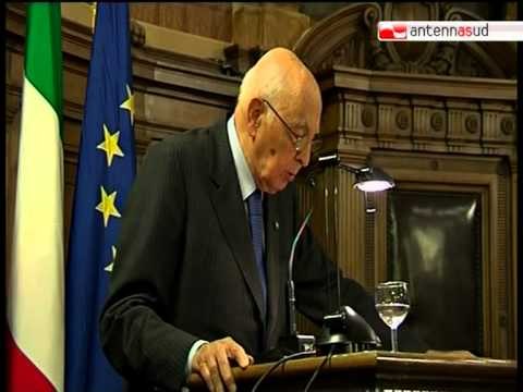 TG 04.11.11 Napolitano in Ateneo a Bari: Misure anticrisi più efficaci