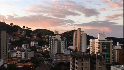 Helicóptero da PM sobrevoa o morro Jesus de Nazareth