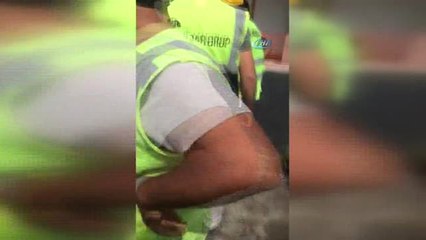 Esenyurt'ta Kontrolden Çıkan Kamyon İnşaat Alanına Uçtu