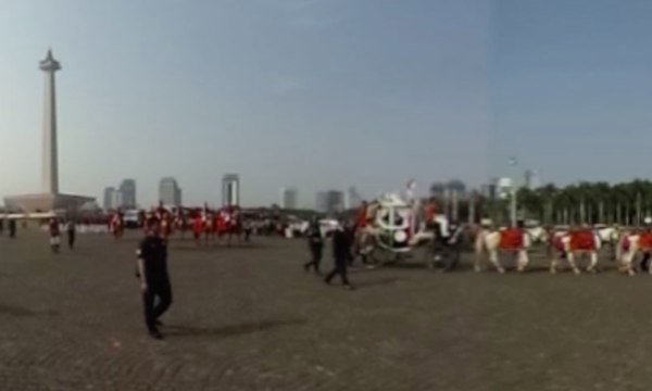 Kerennya Kirab Sang Merah Putih di Hari Kemerdekaan