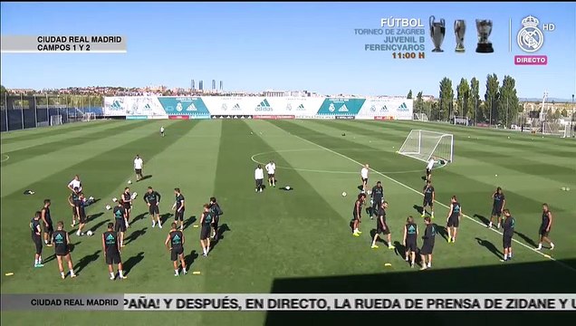 بالفيديو.. زيدان يحرز هدف رائع خلال مران فريق ريال مدريد