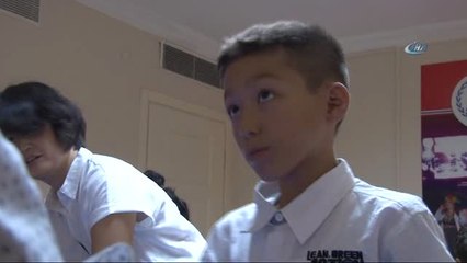 Minikler, Japon Kağıt Katlama Sanatını Öğrendi