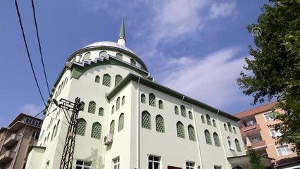 Fatma Nur'un Kur'an-ı Kerim'i Okuma Sevinci