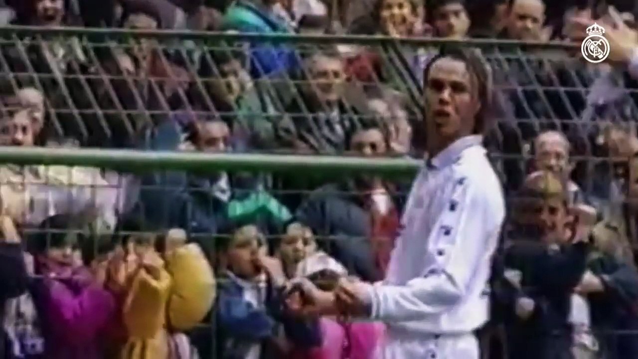 Fernando Redondo scored his first La Liga goal...