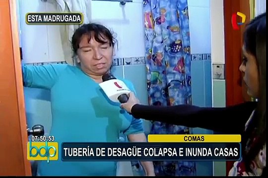 Comas: tres familias afectadas por rotura de tubería de desagüe