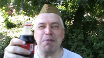 Геннадий Горин пьёт коку колу в честь День города на 5 августа 2017 года, город Орёл