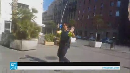 إسبانيا: شاحنة صغيرة تدهس عشرات الأشخاص في برشلونة