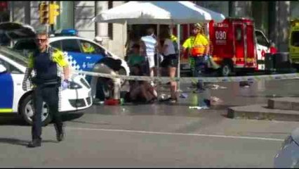 Una furgoneta atropella a varias personas en las Ramblas de Barcelona