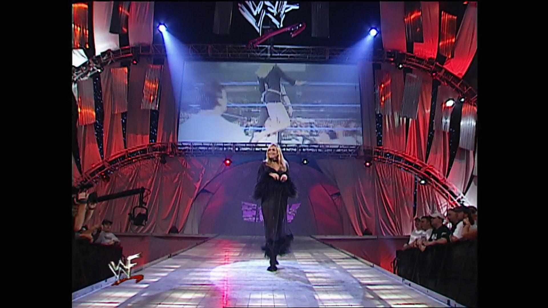 Stacy Keibler vs. Torrie Wilson