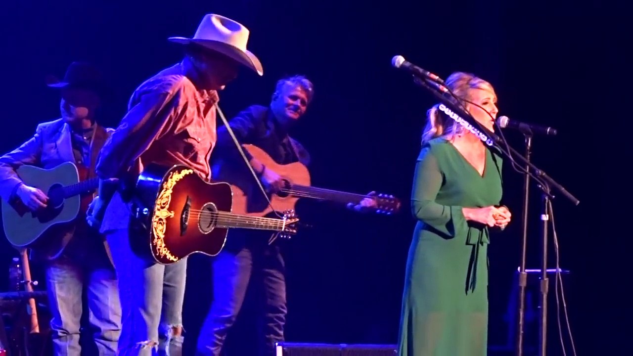 Alan Jackson and Lee Ann Womack Till The End, live in Duluth, Atlanta, 28 January 2017
