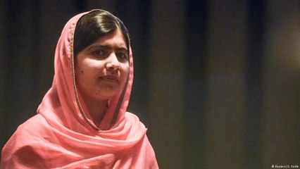 Taliban'ın okutmak istemediği Malala Oxford'lu olacak