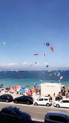 Mini tornade sur une plage d'Antibes