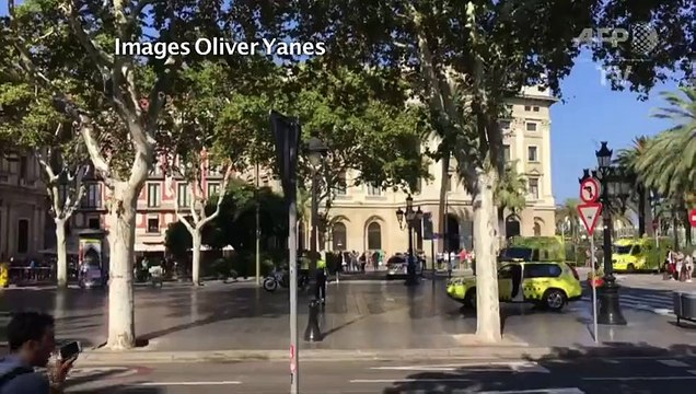 Une camionnette percute la foule à Barcelone, plusieurs blessés