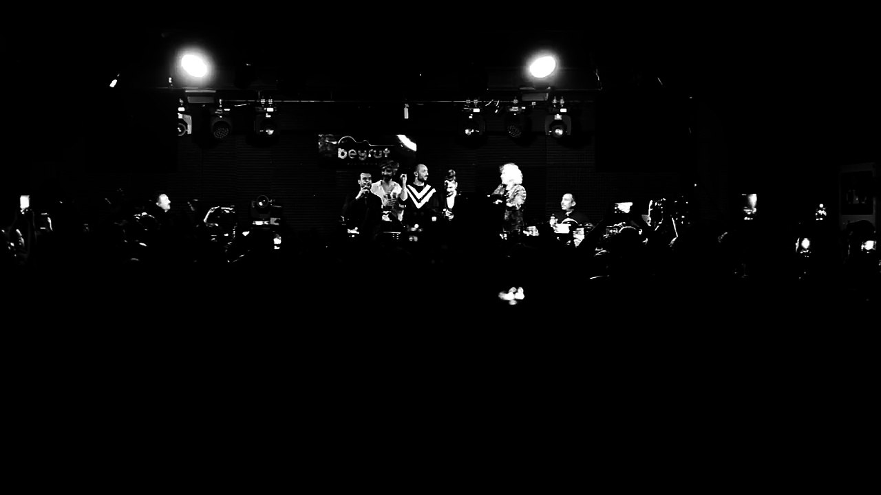 Cem Adrian & Manuş Baba & Mabel Matiz & Ceylan Ertem & Derya Köroğlu - Bana Bir Masal Anlat Baba