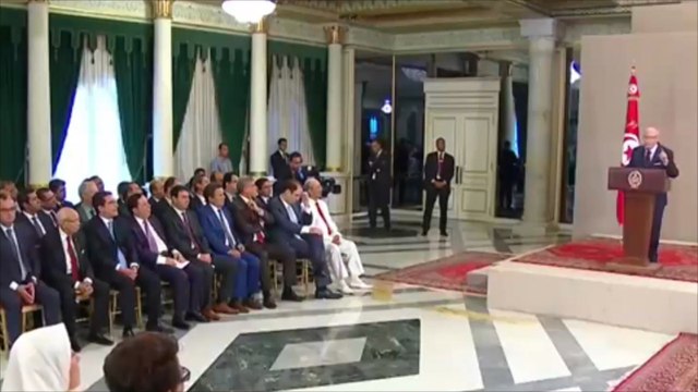 دعوة السبسي للمساواة بالإرث تثير جدلا واسعا بتونس