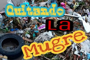 Limpiando de la basura bajo la lluvia SCOUTS DE AMERICA (MEXICO) (12+)