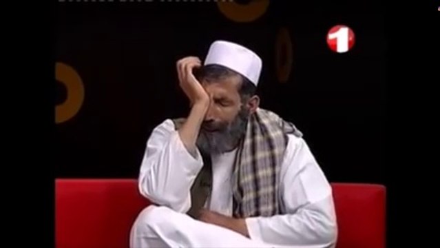 کاکا آصف وقتی از دزدیی پاسپورت اش سخن میگوید