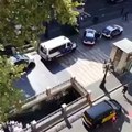 バルセロナでテロ 観光客に車突入 現地の様子 ／ fiebre del coche para los turistas en Barcelona