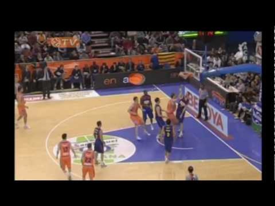 Barça inks Perovic