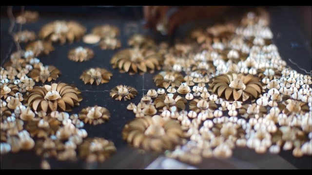 Making-of the CHANEL Fall-Winter 201415 Haute Couture Collection