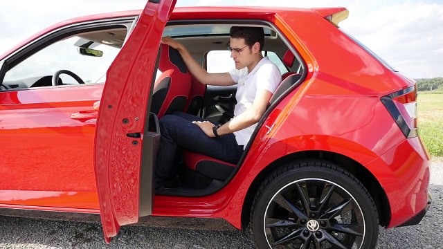 Skoda Fabia FULL REVIEW Monte Carlo vs Fabia R5 Rallye Test - Autogefuehl-rKZMkIhAG6M