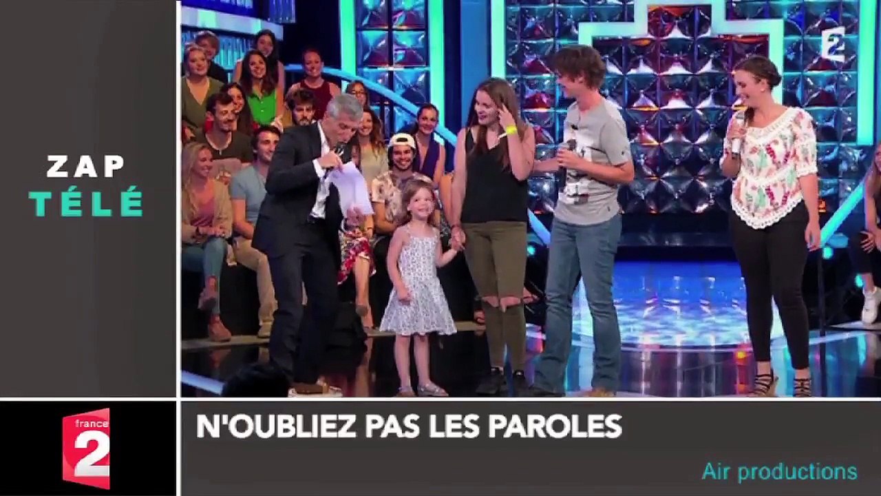 [Zap Télé] Le clash est dans le pré !  (15_08_17)-wO2L-gZTpCs