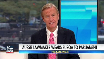 Australian lawmaker wears burqa to parliament