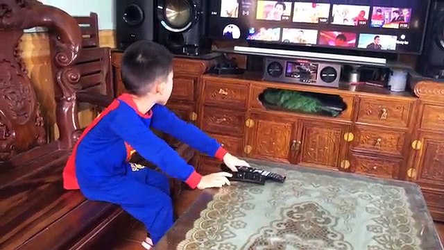 PPAP ✒✒ Pen Pineapple Apple Pen_ Superman kids PPAP Song w_ Pink Fro