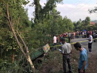 Sakarya'da İşçileri Taşıyan Traktör Devrildi: 7 Ölü, 10 Yaralı