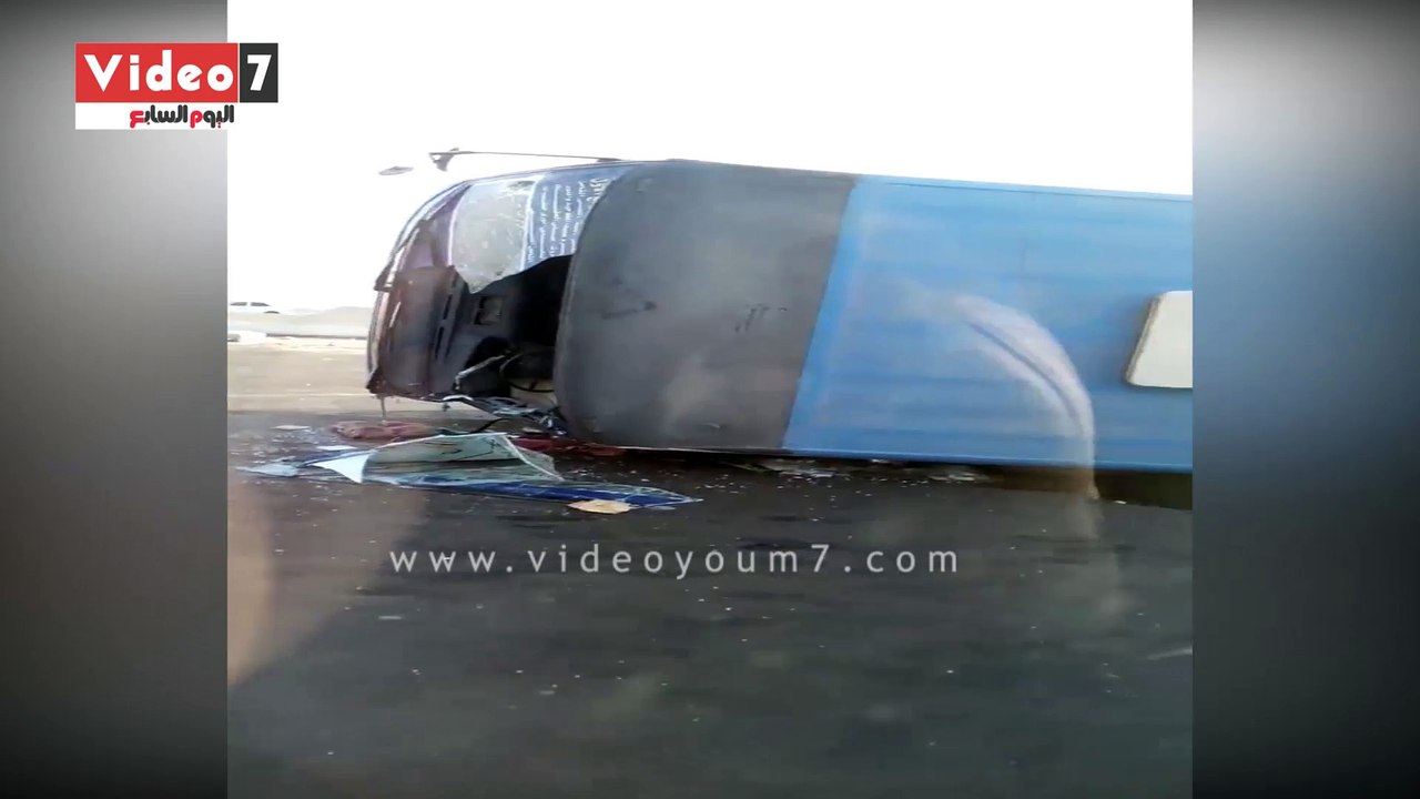 قارئ يشارك بفيديو لحادث تصادم أتوبيسين على طريق العين السخنة